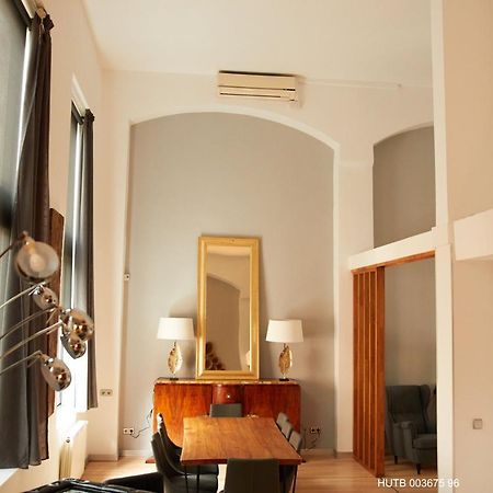 Alcam Alio Cine Apartment Barcelona Bagian luar foto