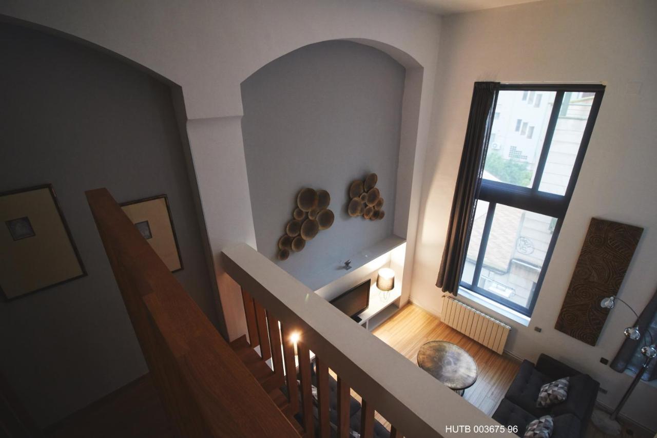 Alcam Alio Cine Apartment Barcelona Bagian luar foto