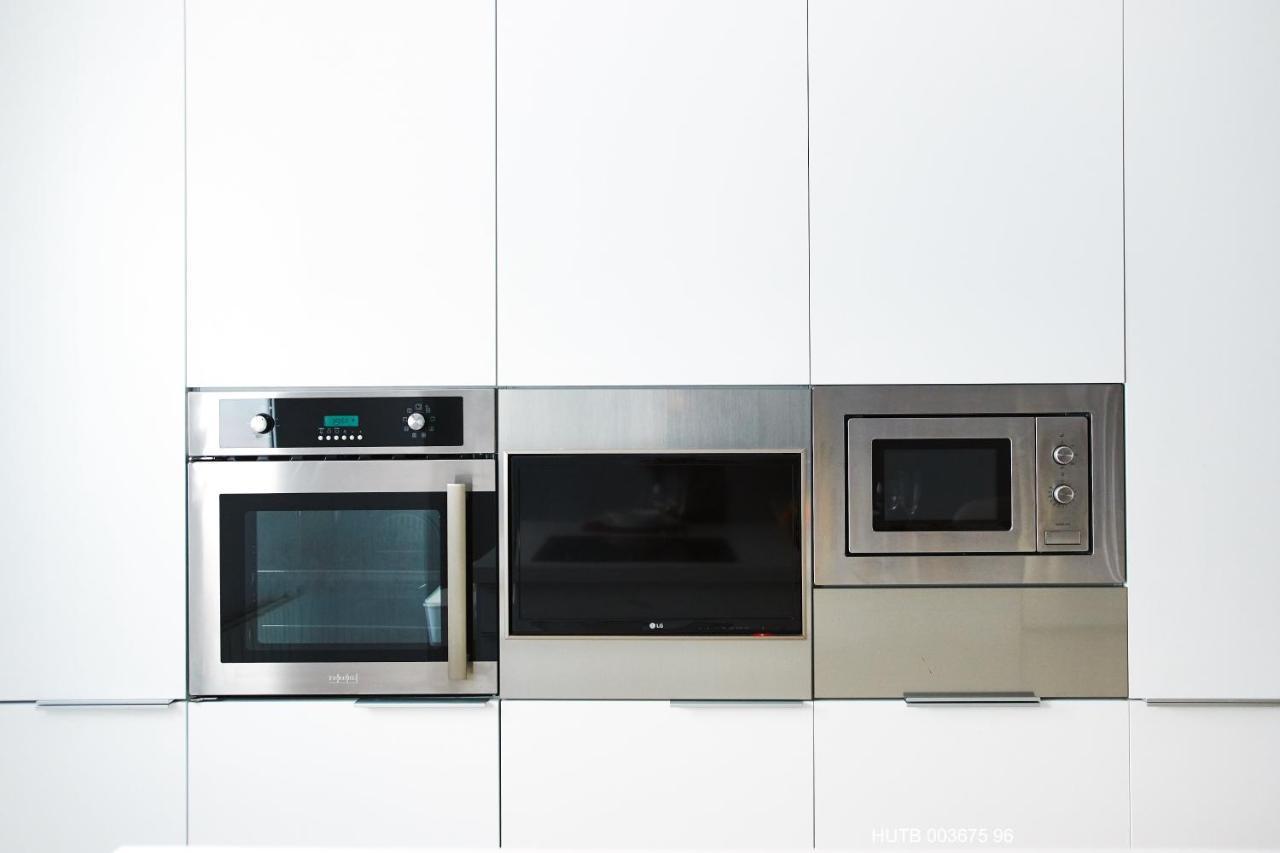 Alcam Alio Cine Apartment Barcelona Bagian luar foto