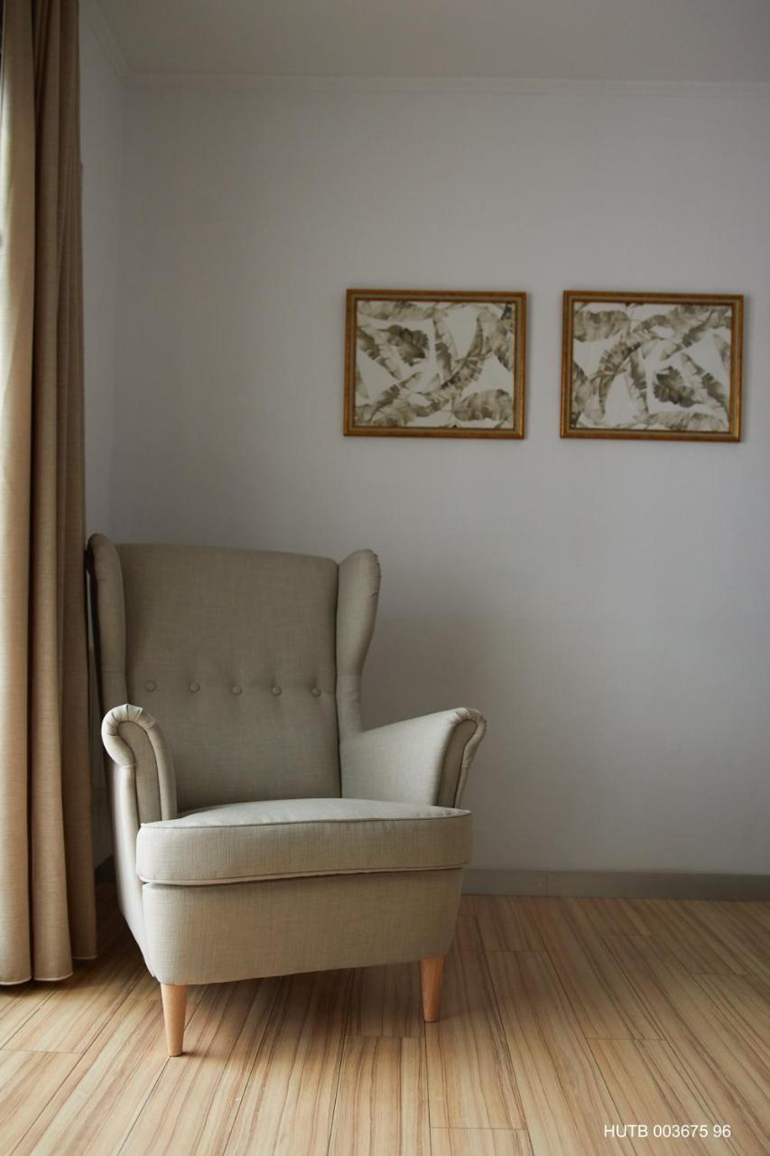 Alcam Alio Cine Apartment Barcelona Bagian luar foto