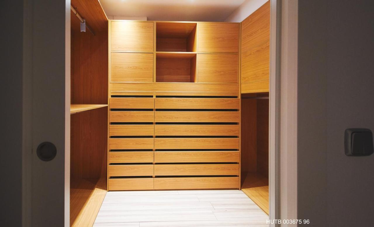 Alcam Alio Cine Apartment Barcelona Bagian luar foto