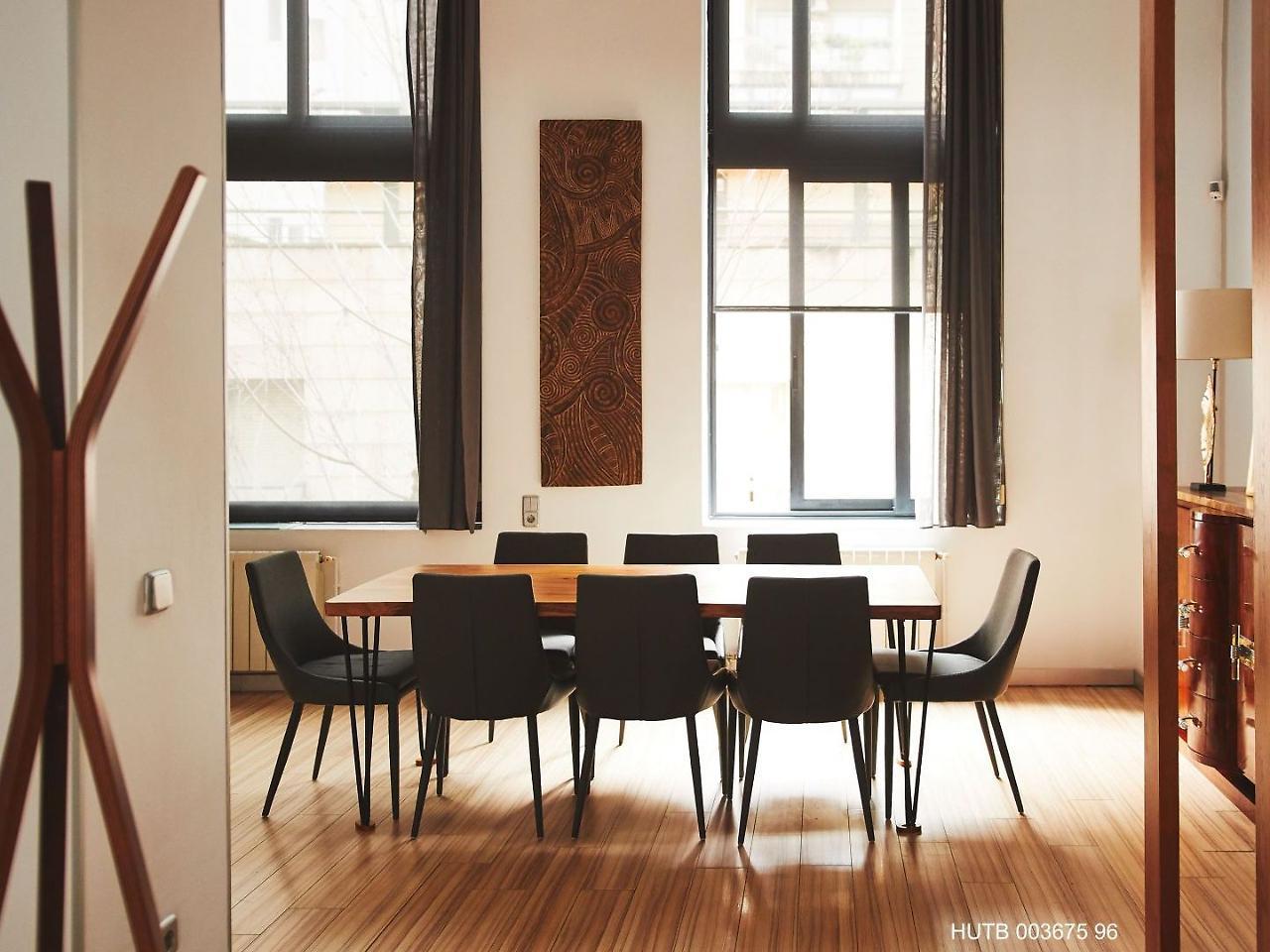 Alcam Alio Cine Apartment Barcelona Bagian luar foto